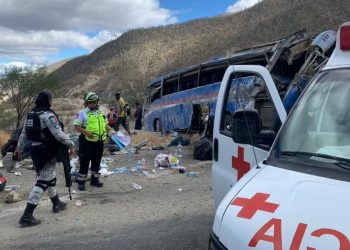 Accidente de camión con migrantes clandestinos deja 10 muertos y 25 heridos en México