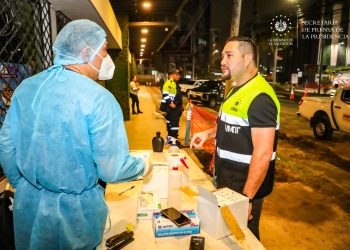 Implementa medidas estrictas para garantizar la seguridad vial en el país