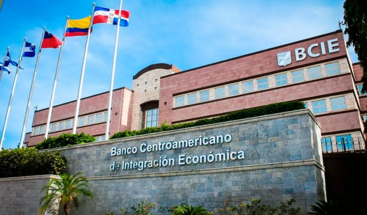 El BCIE elegirá nuevo presidente, quien asumirá el cargo en diciembre de 2023.