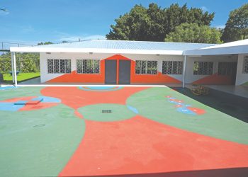 La seguridad y la renovación escolar aumentan la matrícula en Tonacatepeque