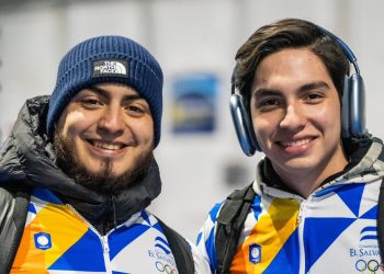 Salvadoreños Israel Gutiérrez y Sammy Contreras los primeros en competir en Santiago 2023