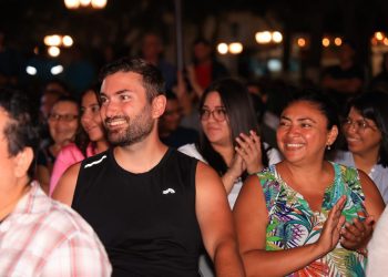 Turistas franceses se enamoran del Suchitoto embellecido