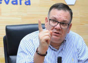 Christian Guevara: «No necesitamos campaña para estar al lado de la gente en el territorio»