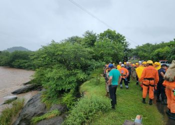 Autoridades recuperan cuerpos de dos personas arrastradas por ríos en Anamorós y Nueva Esparta