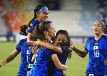 La selección femenina de El Salvador sí gana, gusta y golea