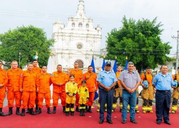 Donan terreno para una estación de bomberos en Metapán, Santa Ana