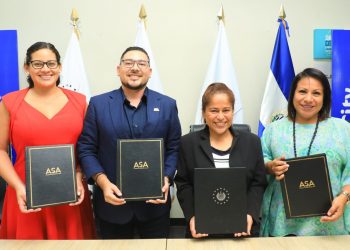 MITUR y ASA firman acuerdo para protección de recursos hídricos en zonas turísticas del país