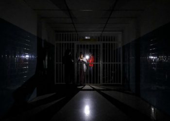 Investigación revela fallos de hospitales británicos donde un empleado violaba cadáveres