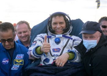 Astronauta salvadoreño, Frank Rubio, relata sus vivencias durante el primer tour en español desde la Estación Espacial