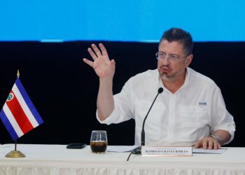 «El Salvador es un referente en la lucha contra la criminalidad», Rodrigo Chaves, presidente de Costa Rica