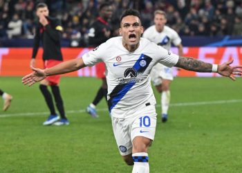 Lautaro lleva al Inter a octavos de Champions con un gol de penal al Salzburgo