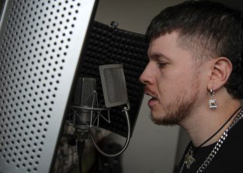 El productor musical chileno que enfureció a Bad Bunny gracias a la inteligencia artificial