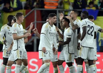 El Real Madrid se va a dormir líder liguero tras ganar 3-0 al Cádiz impulsado por Rodrygo