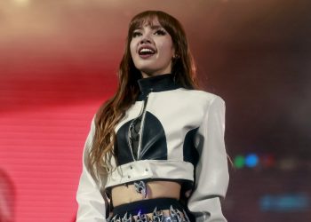 La estrella del k-pop Lisa, del grupo Blackpink, vetada de una red social china