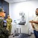 Ministro de Defensa entrega nuevo equipo médico al Hospital Militar