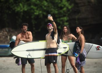 «La seguridad es clave para atraer a más surfistas y turistas», Karin Sierralta, presidente de ALAS