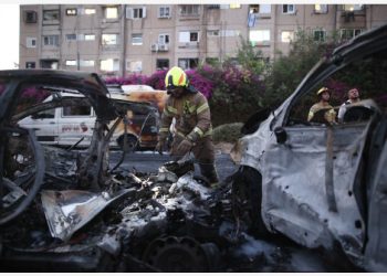 Ataque israelí golpea edificio de medios de comunicación en Gaza