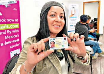 Salvadoreños en el mundo continúan tramitando el DUI para votar en 2024