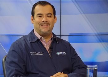 «La población prefiere ir al sistema público, porque se está dio cuenta que está siendo mejor que la atención privada»: director de Fosalud