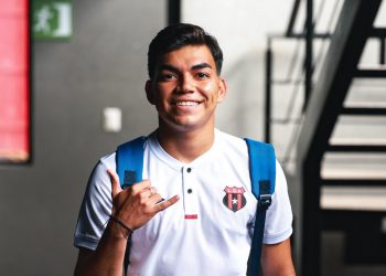 Leonardo Menjívar fue suplente en clasificación de Alajuelense a la final de la Copa Centroamericana