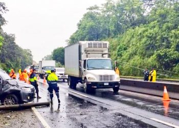 Cuatro personas resultaron lesionadas tras accidente de tránsito en Santa Ana