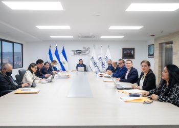 Queda en firme candidatura presidencial de Nayib Bukele