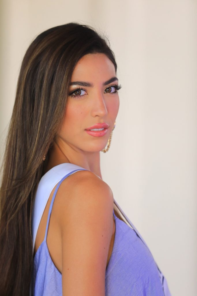 «Esa corona se queda en casa», Isabella GarcíaManzo, Miss El Salvador