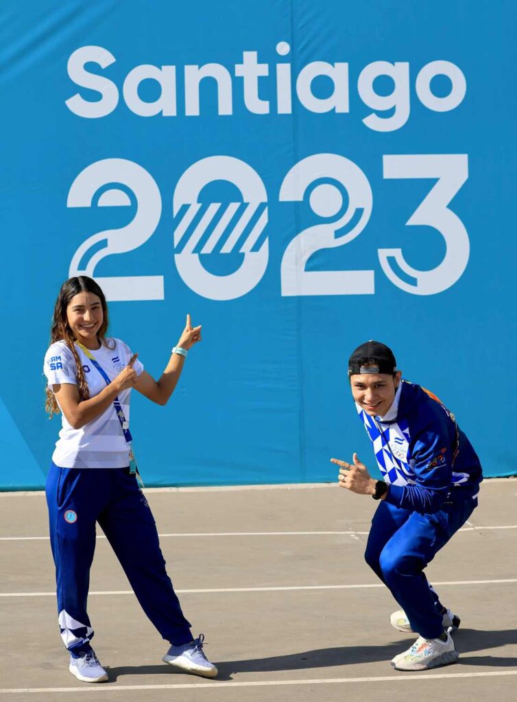 Ivonne Nochez y Marvin Rodriguez entreno Patinaje Juegos Santiago 2023 31102023 01 754x1024 1