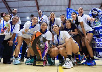 San Salvador es campeón invicto de la Liga Mayor de Baloncesto Femenino