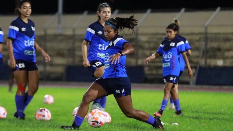 La Selecta femenina visita a Martinica, en la Liga Concacaf