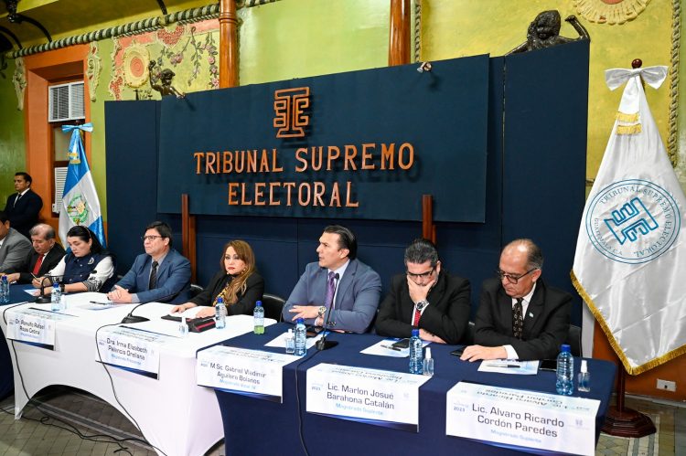 El caso contra el Movimiento Semilla se da por una
investigación de la Fiscalía Especial contra la Impunidad.