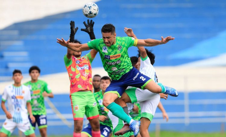 Santa Tecla derrotó ampliamente 6-0 a Cuscatleco en la 5a. fecha de la LNF. Foto/Edison González