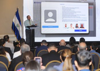 Gobierno presenta moderna plataforma de permiso especial de ingreso a El Salvador