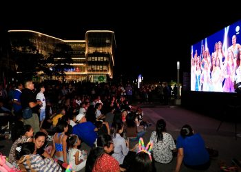 Disfrutaron en las plazas de San Salvador