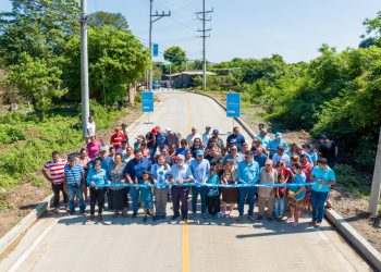 Obras Municipales mejora una ruta alterna en San Miguel