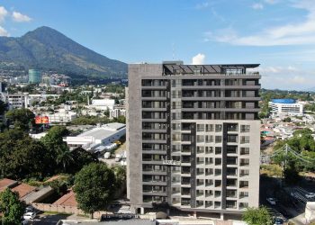 Casalco reporta más de 49 edificios en construcción en San Salvador