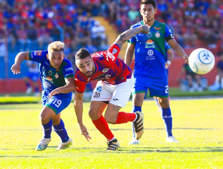 FAS y Metapán firmaron un empate de 1-1 en el cierre de la fase regular del Torneo Apertura 2023. Foto/Guillemo Martínez