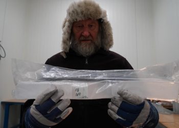 Muestras de hielo ancestral de biblioteca bajo cero cuentan el pasado del clima
