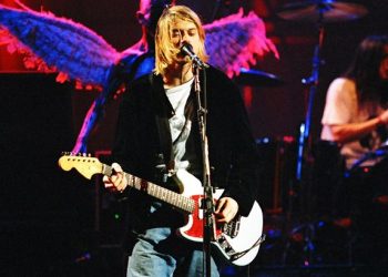 Guitarra de última gira de Kurt Cobain subastada en $1,5 millones
