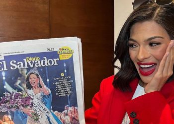 Miss Universe destaca a Sheynnis Palacios junto a portada de Diario El Salvador al cumplir 72 horas de su reinado