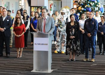 Autoridades presentan Plan Fin de Año 2023 en el Aeropuerto Internacional de El Salvador