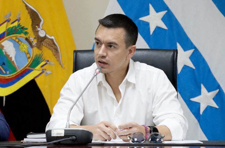 This handout picture released by the Ecuadorian Presidency shows Ecuador's President Daniel Noboa speaking during a press conference about security in Samborondon, Ecuador on December 15, 2023. Ecuador will expel some 1,500 foreign inmates, most from Colombia, Peru and Venezuela, as part of the government's plan to mitigate the growing violence of drug trafficking and criminal gangs, President Daniel Noboa said this Friday. (Photo by Jonathan MIRANDA / Ecuadorian Presidency / AFP) / RESTRICTED TO EDITORIAL USE - MANDATORY CREDIT "AFP PHOTO / ECUADORIAN PRESIDENCY / JONATHAN MIRANDA" - NO MARKETING NO ADVERTISING CAMPAIGNS - DISTRIBUTED AS A SERVICE TO CLIENTS