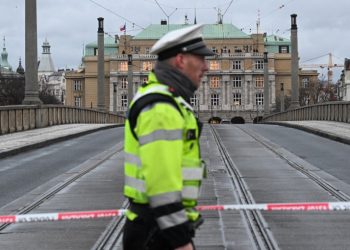 Varios muertos en tiroteo en Universidad de Praga, el atacante «eliminado»