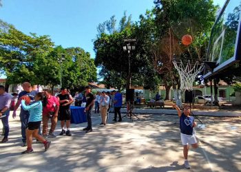 Entregan primera fase de renovación del parque Santa Lucía, en Santa Ana