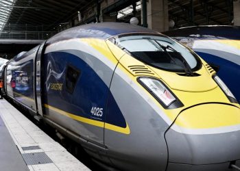Cancelan trenes entre Londres y el continente europeo por inundaciones en Inglaterra