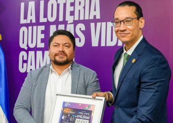 Lotería Nacional de Beneficencia realizó sorteo dedicado al 29 aniversario del CNR