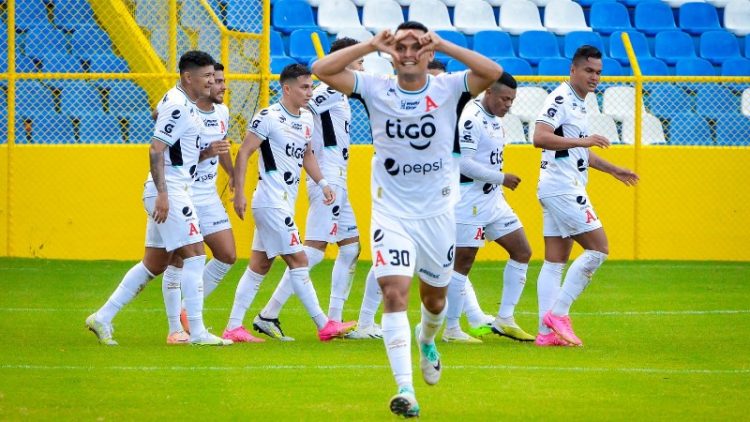 Emerson Mauricio, delantero del Alianza, demuestra confianza para estar en la final del Apertura 2023