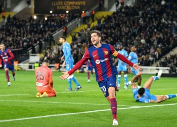 El Barcelona consigue un respiro navideño