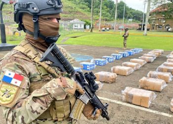 Panamá decomisa casi ocho toneladas de droga en operativos en el Pacífico