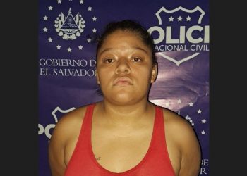 Presentan acusación contra de mujer que asesinó a un niño en Santa Tecla